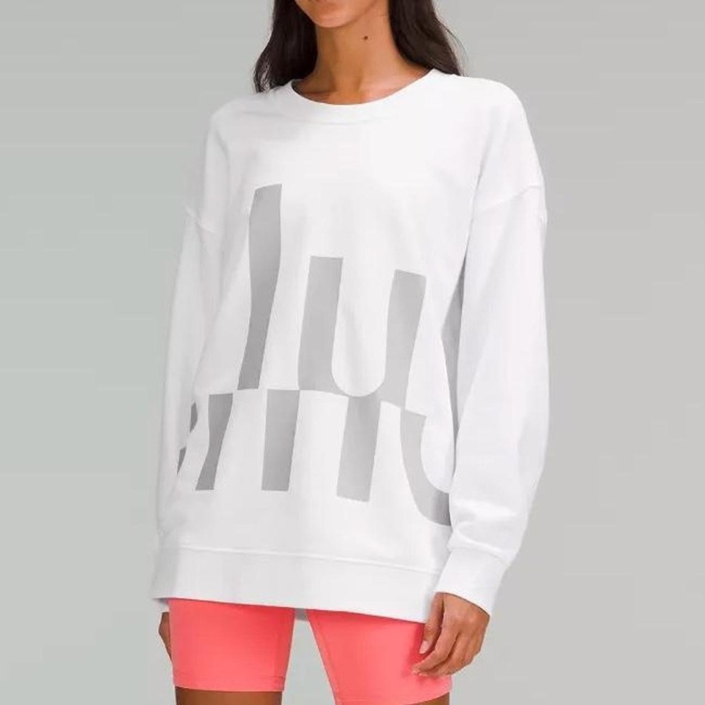 NWOT Lululemon Oversized Graphic Crew